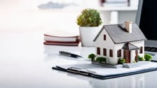 One of the earliest and most consequential decisions facing property investors is whether to purchase newly constructed properties or existing homes. Both options offer distinct advantages and present unique challenges.